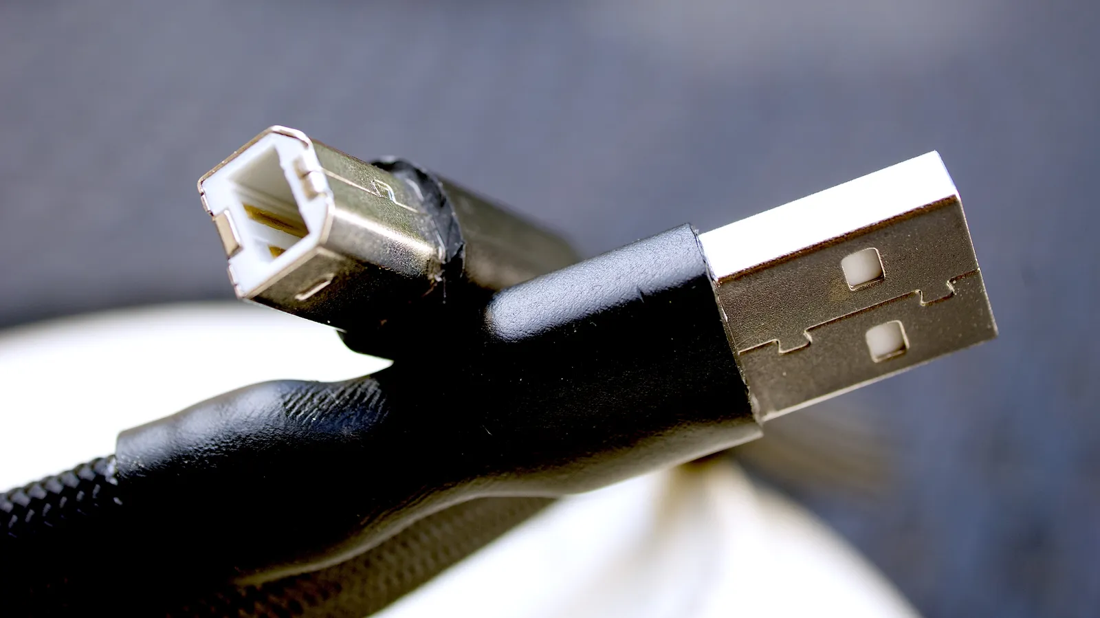Dragon2 USB cable connectors